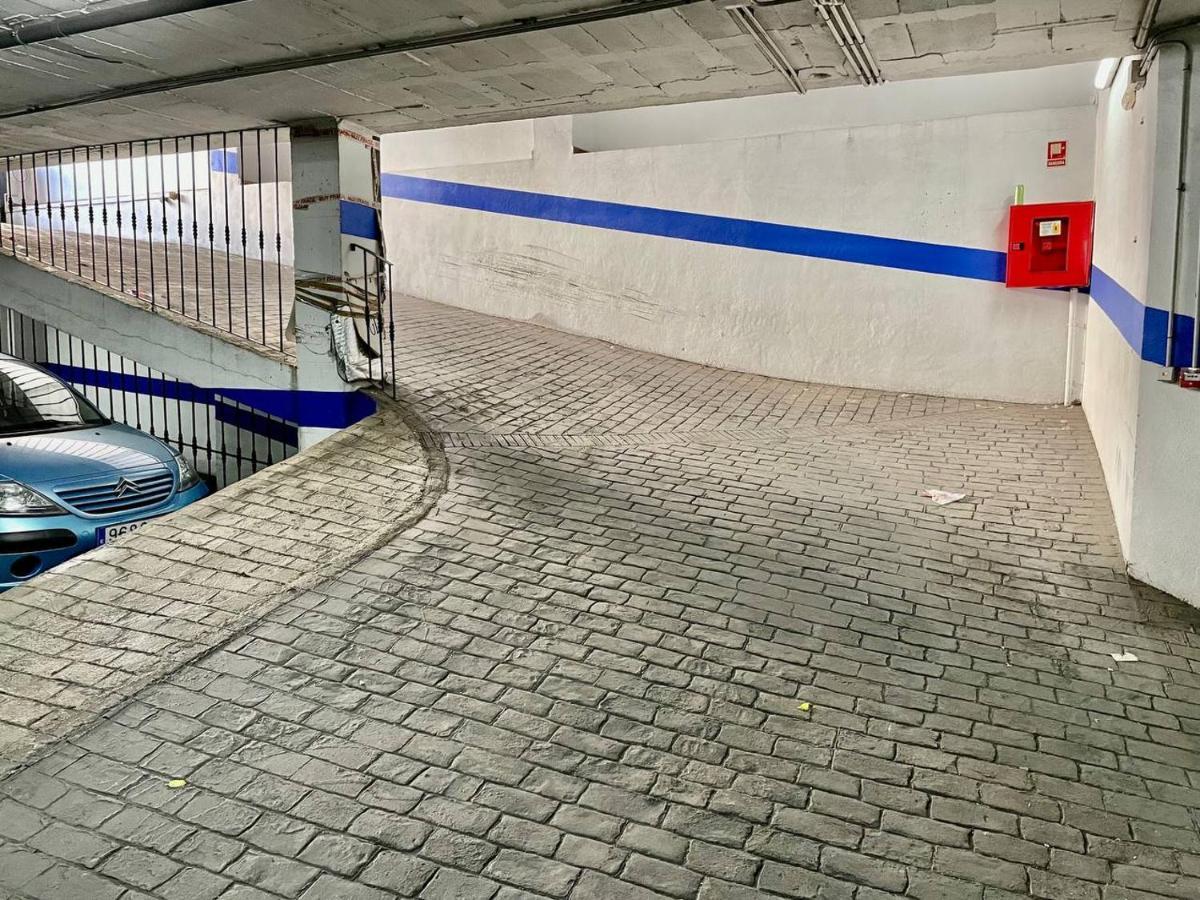 Apartamento Sevilla En El Centro Con Parking Ronda Luaran gambar